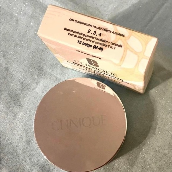 NIB Clinique Beyond Perfect Foundation and Concealer- 15 Beige - Picture 8 of 8